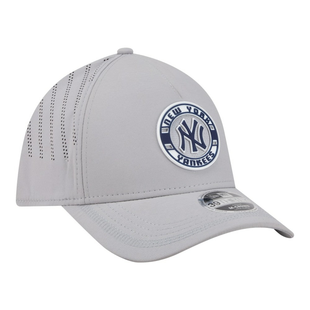 New York Yankees New Era Patch 39THIRTY A-Frame M-Crown Perforated Flex Hat - Gray - New Era Online