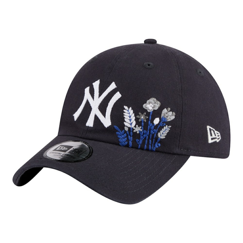 New York Yankees New Era Women's Wildflower Casual Classic Adjustable Hat - Navy - New Era on Sale