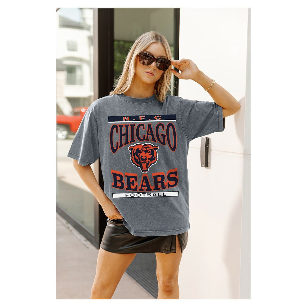 Chicago Bears Gameday Couture Women's Oversized Classic Grind Washed T-Shirt Gray