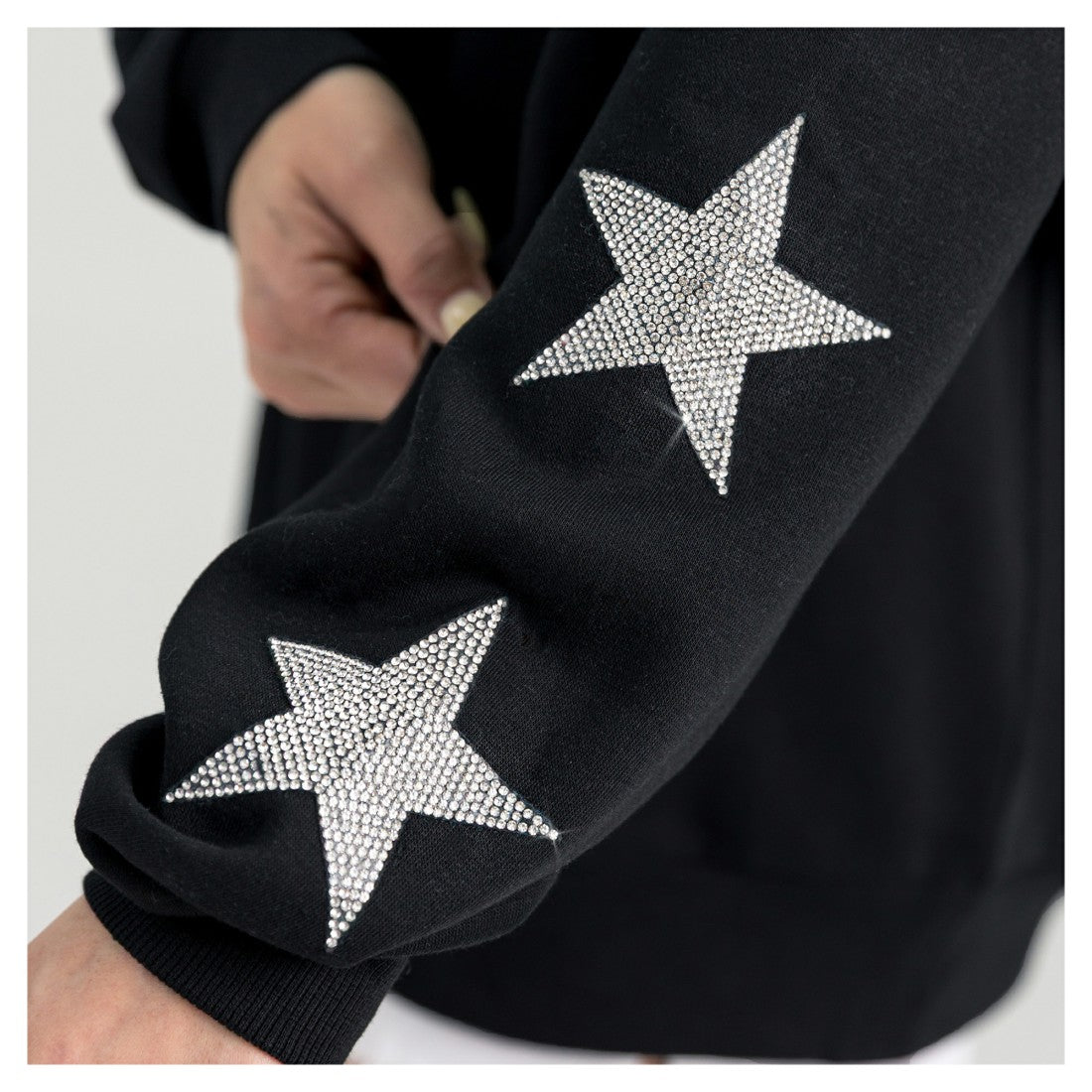 Tampa Bay Buccaneers Gameday Couture Women's Pure Victory Rhinestud Star-Sleeve Pullover Sweatshirt Black