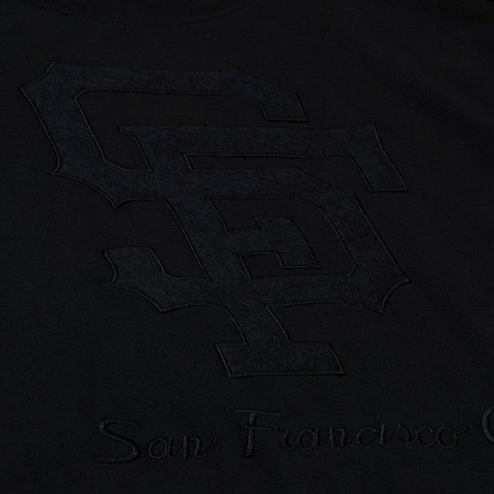 San Francisco Giants Mitchell & Ness Women's Cooperstown Collection Phantom Cropped T-Shirt - Black - Mitchell & Ness Lifestyle