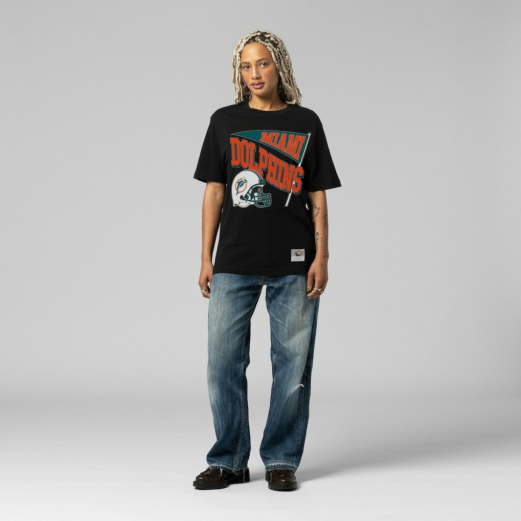 Mitchell & Ness Miami Dolphins Women's Team Dynamic Boyfriend T-Shirt Black