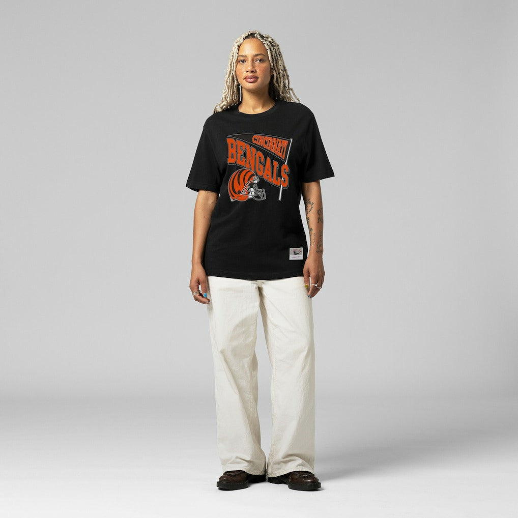 Mitchell & Ness Cincinnati Bengals Women's Team Dynamic Boyfriend T-Shirt Black