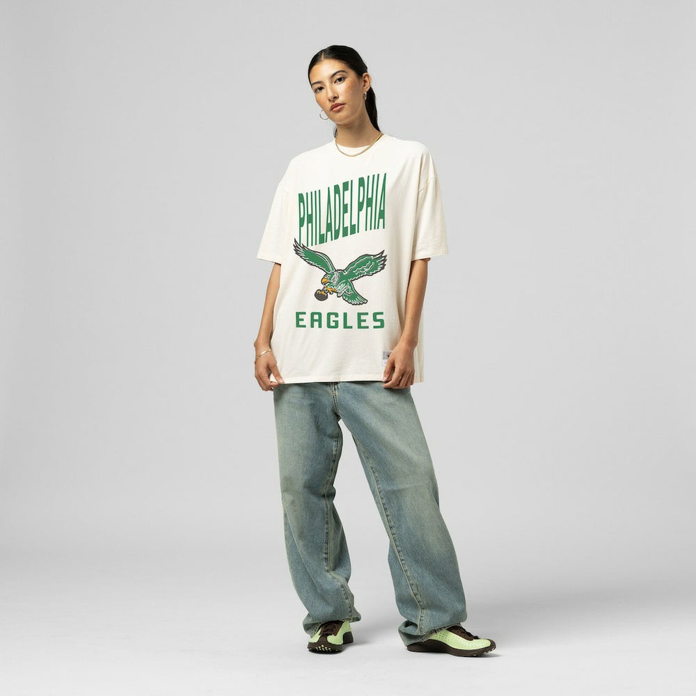 Mitchell & Ness Philadelphia Eagles Women's Logo Rise Boyfriend T-Shirt Cream