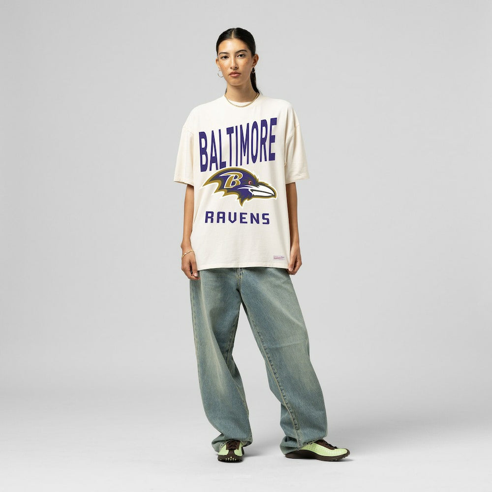 Mitchell & Ness Baltimore Ravens Women's Logo Rise Boyfriend T-Shirt Cream