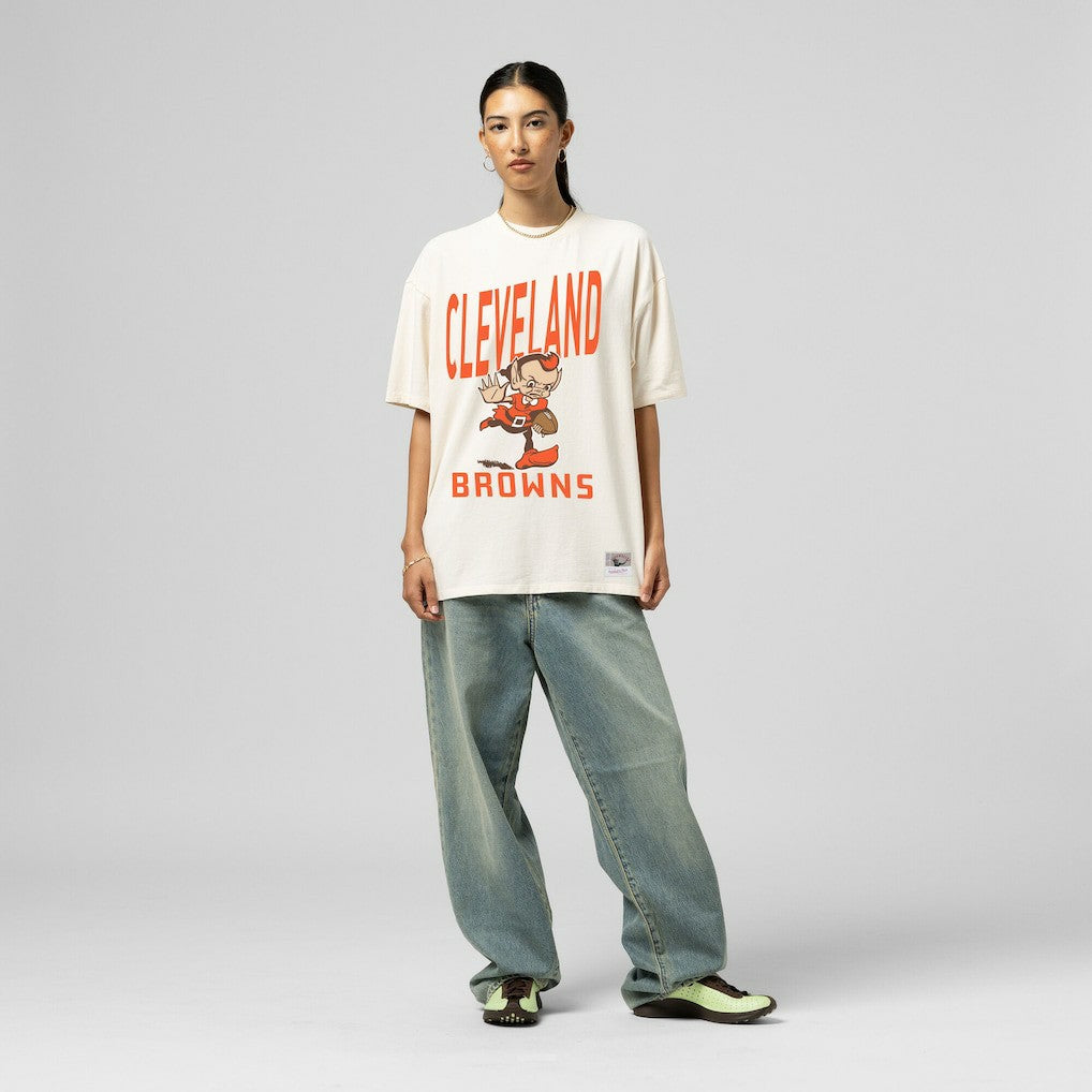 Mitchell & Ness Cleveland Browns Women's Logo Rise Boyfriend T-Shirt Cream