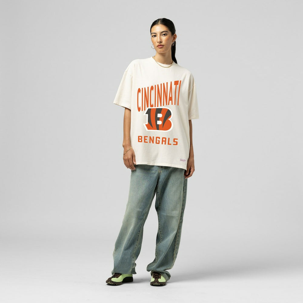 Mitchell & Ness Cincinnati Bengals Women's Logo Rise Boyfriend T-Shirt Cream