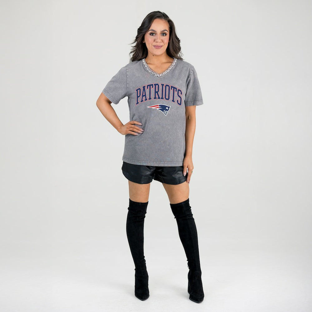 New England Patriots Gameday Couture Women's Relaxed Iconic Edge Rhinestone V-Neck T-Shirt Gray