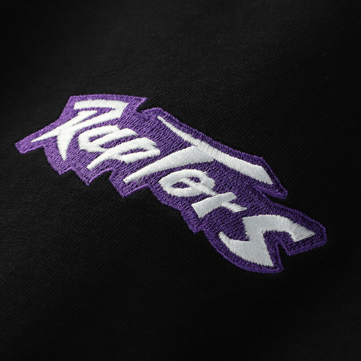 Toronto Raptors Unisex Playmaker Vintage Logo T-Shirt Black | Mitchell & Ness US