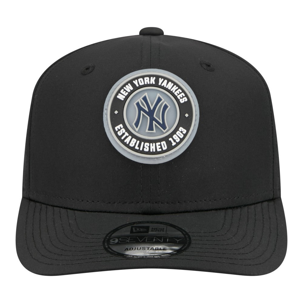 New York Yankees New Era Circle 9SEVENTY Adjustable Hat - Black - New Era Online