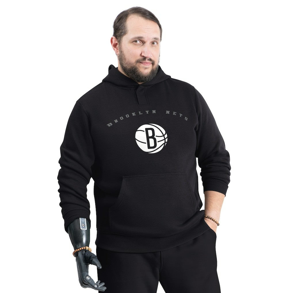 Brooklyn Nets G-III Sports by Carl Banks Adaptive Team Arc Fleece Hoodie Black