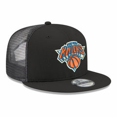 New York Knicks Core Logo Meshback 9FIFTY Snapback Hat Black | New Era Lifestyle