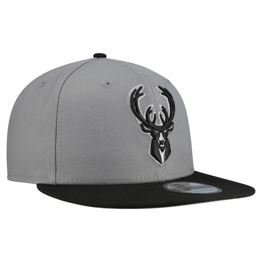 Milwaukee Bucks Core Logo Storm Gray Two-Tone 9FIFTY Snapback Hat Gray | New Era Near Me