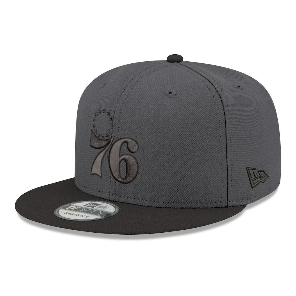 Philadelphia 76ers Logo 2-Tone 9FIFTY Snapback Hat Gray/Black | New Era Lifestyle