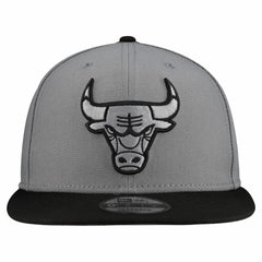 Chicago Bulls Core Logo Storm Gray Two-Tone 9FIFTY Snapback Hat Gray | New Era Lifestyle