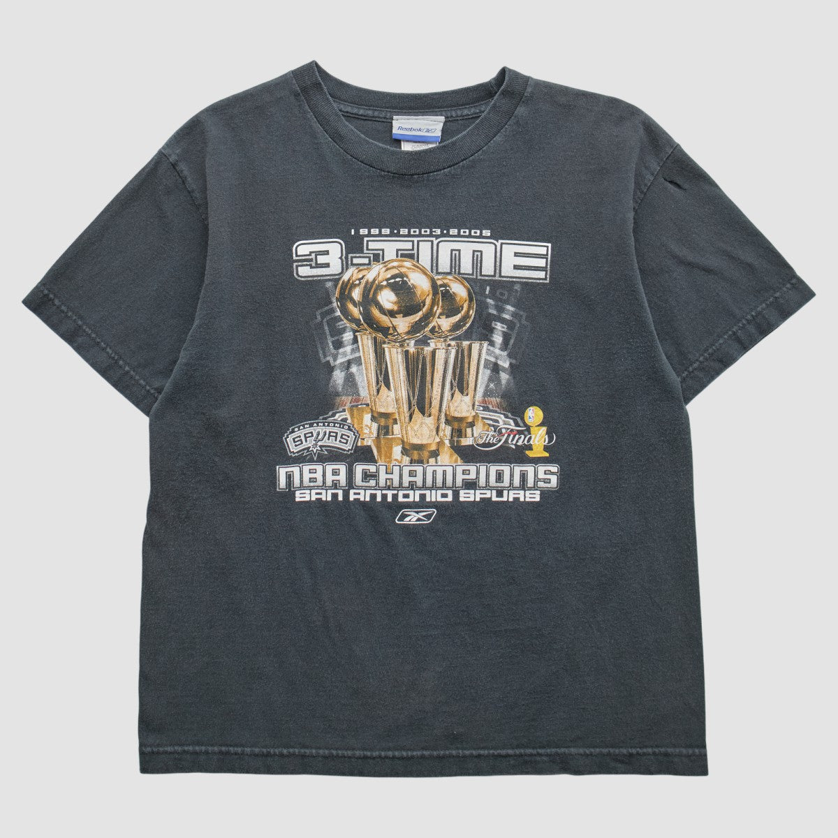 San Antonio Spurs Reebok 2005 T-Shirt Gray Vintage | Vintage online