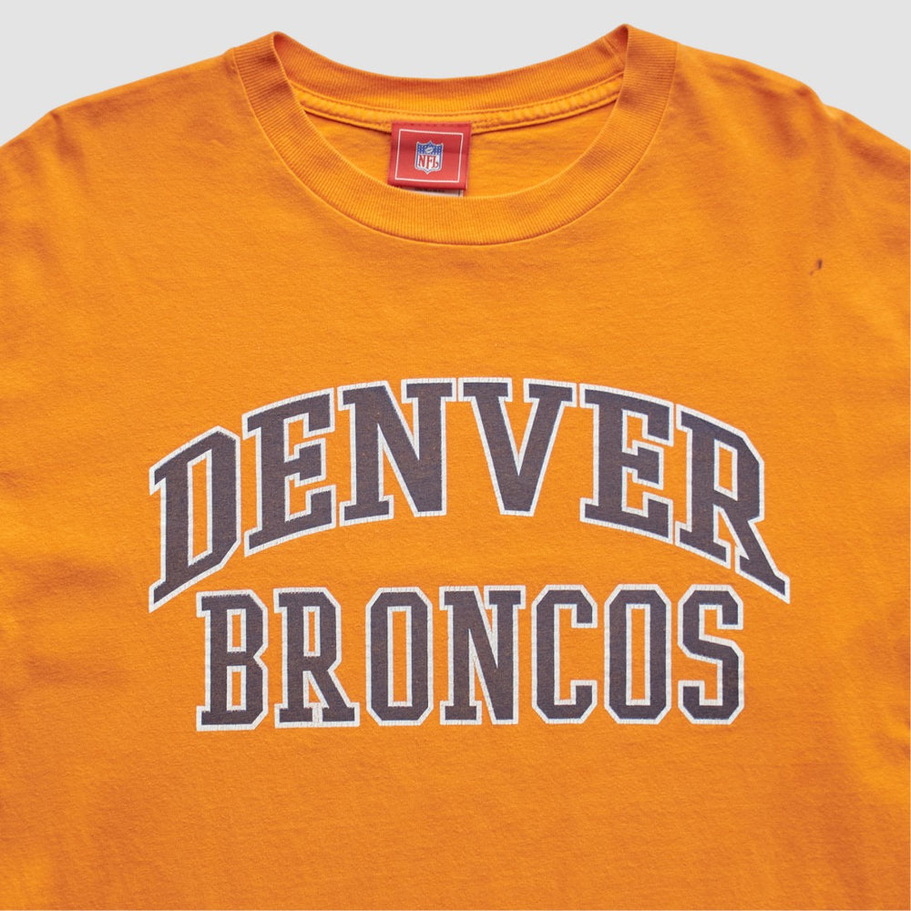 Fanatics Denver Broncos NFL 2000s T-Shirt Orange Vintage