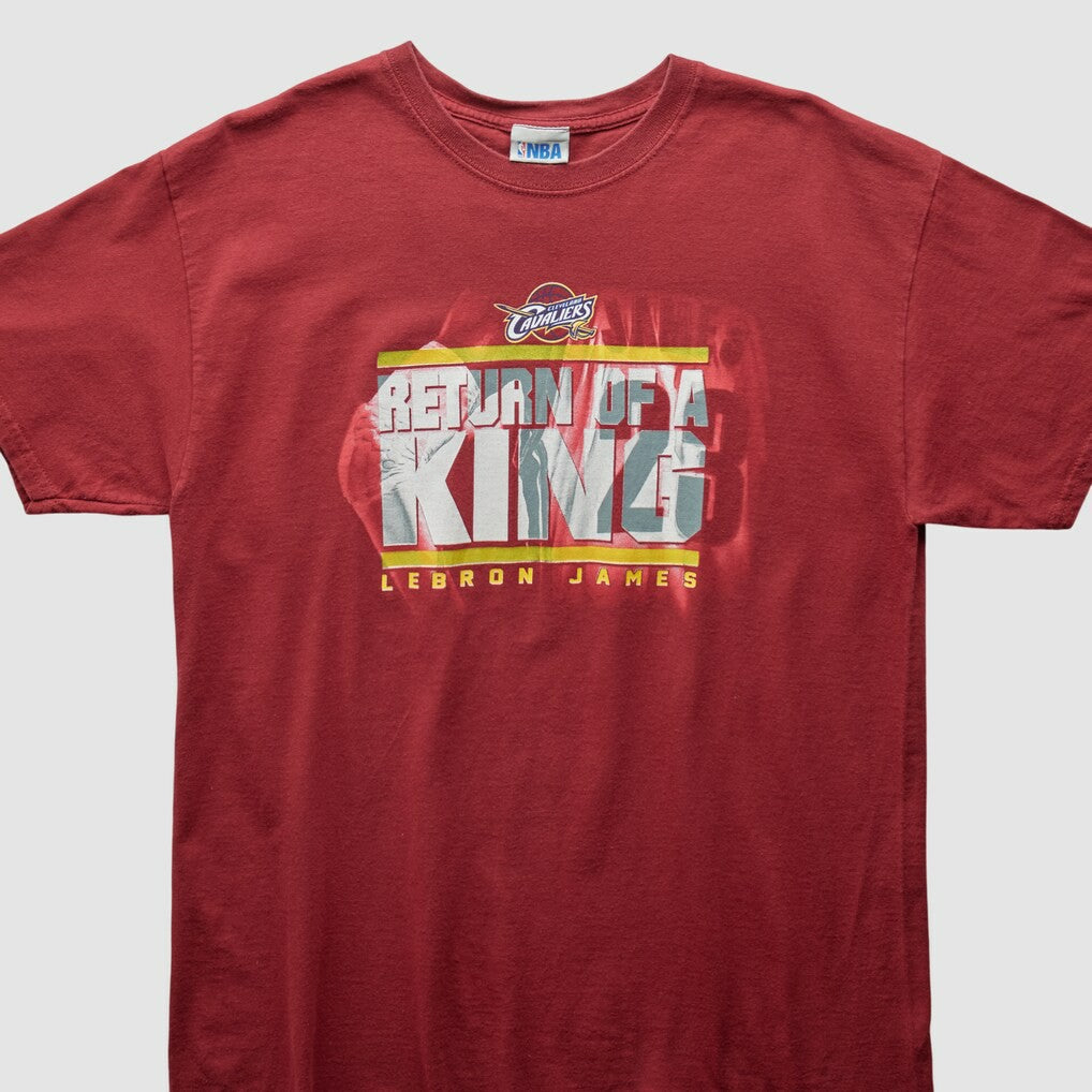 Cleveland Cavaliers 2000s T-Shirt for sale Red Vintage | Vintage Lifestyle