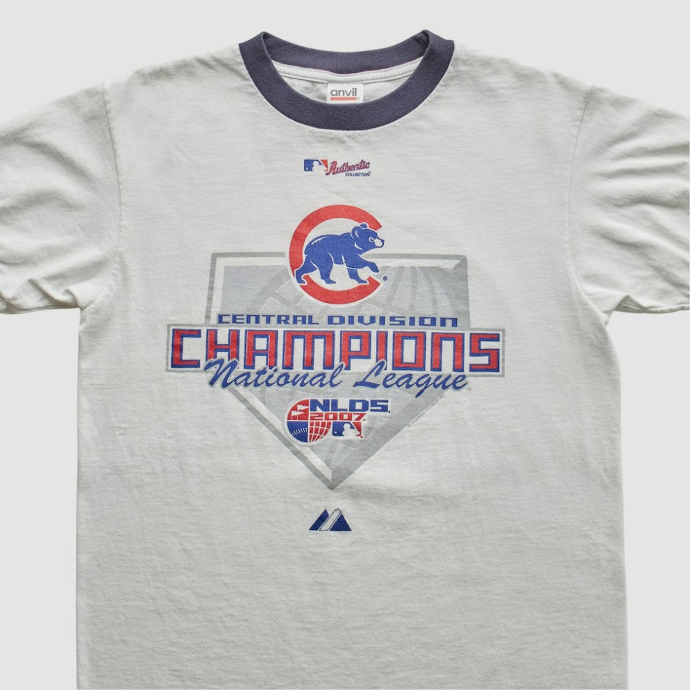 Chicago Cubs Majestic 2007 T-Shirt - White - Vintage - Fanatics Discount