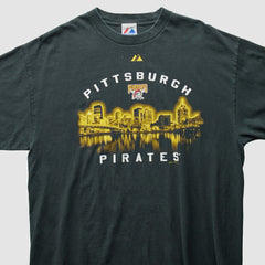 Pittsburgh Pirates Majestic 2000s T-Shirt - Black - Vintage - Fanatics Discount