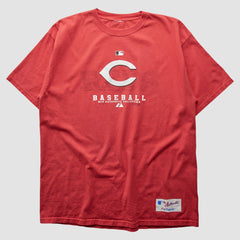 Cincinnati Reds Majestic 2000s T-Shirt - Red - 2XVintage - Fanatics Lifestyle