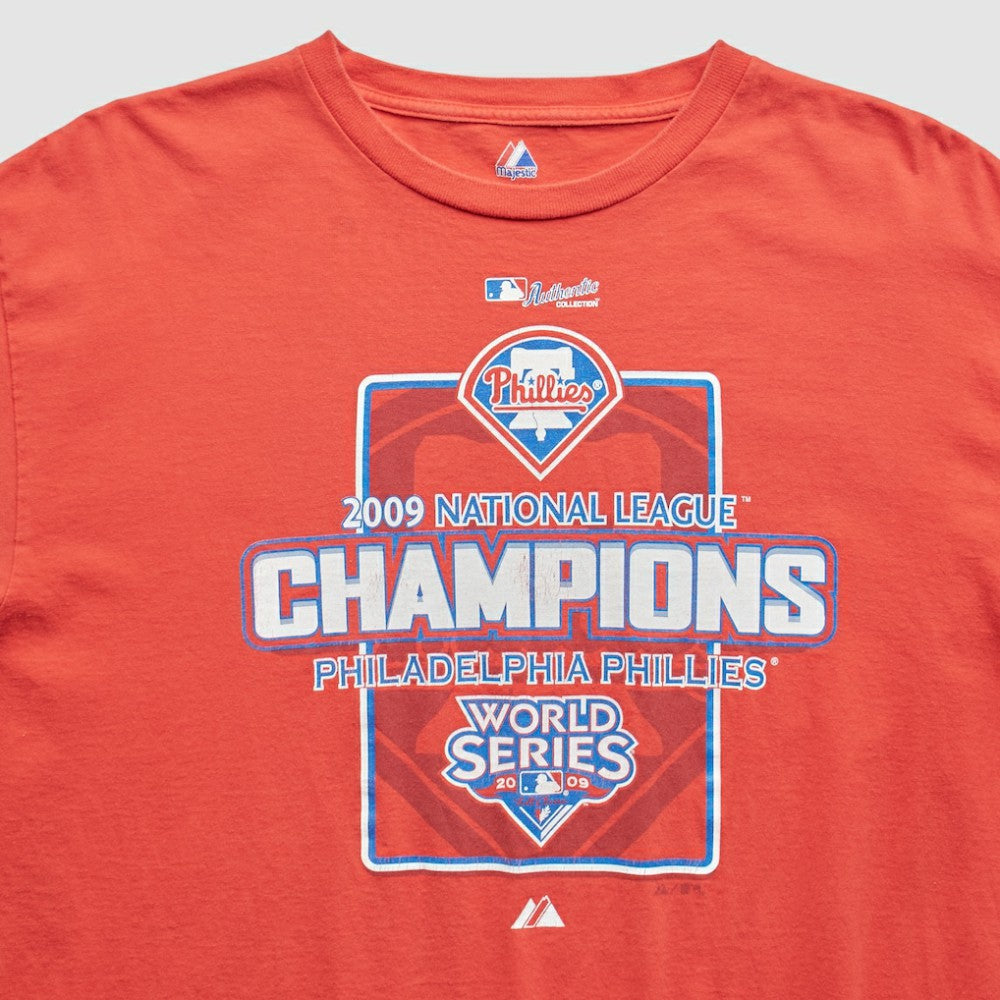 Philadelphia Phillies Majestic 2009 T-Shirt - Red - XVintage - Fanatics Online