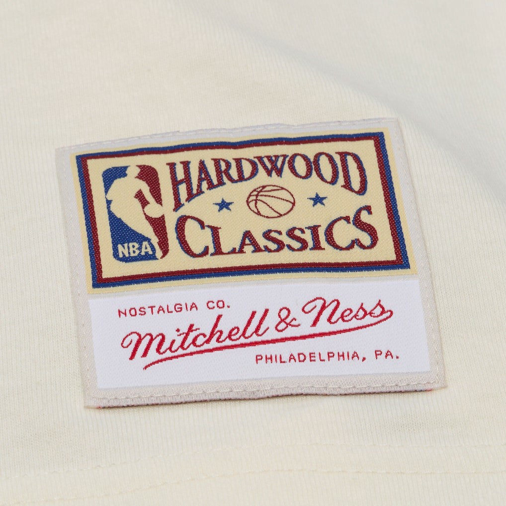 Philadelphia 76ers Hardwood Classics Chainstitch Premium T-Shirt Cream | Mitchell & Ness discount