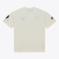 Chicago Bulls Hardwood Classics Chainstitch Premium T-Shirt for sale Cream | Mitchell & Ness online