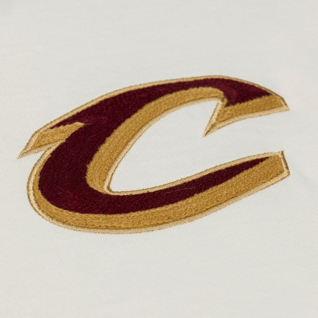 Cleveland Cavaliers Hardwood Classics Chainstitch Premium T-Shirt for sale Cream | Mitchell & Ness discount