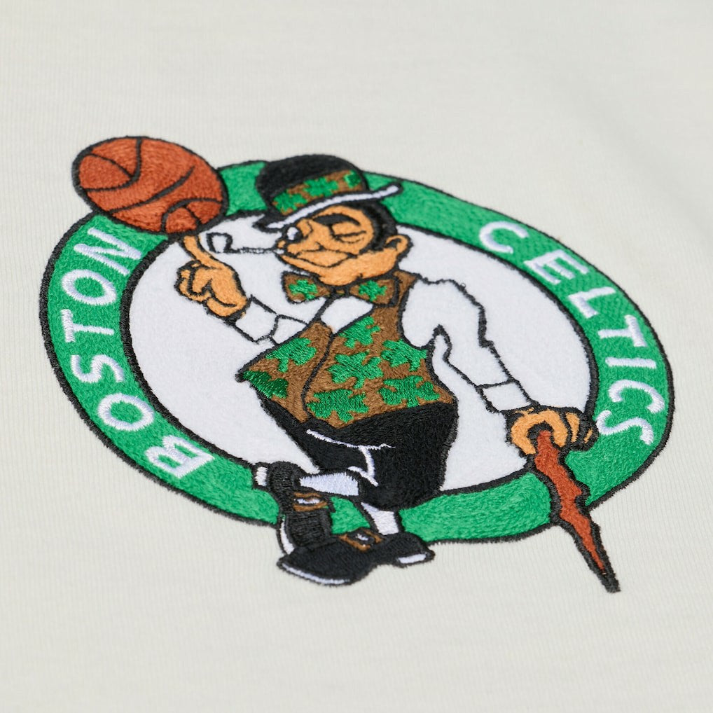 Boston Celtics Hardwood Classics Chainstitch Premium T-Shirt Cream | Mitchell & Ness online
