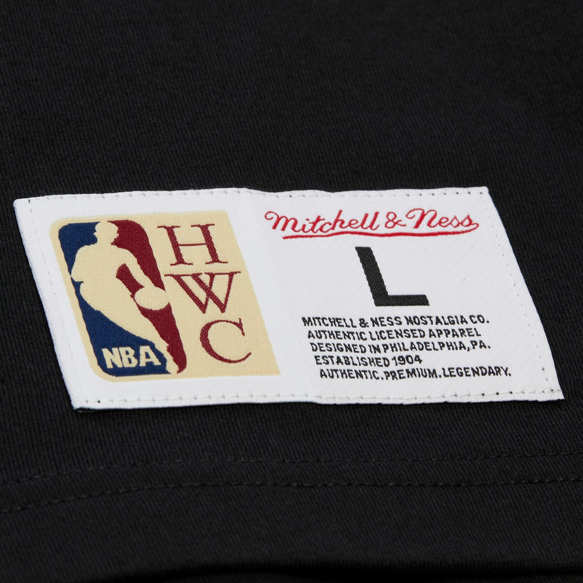 Phoenix Suns Hardwood Classics Throw It Back Premium T-Shirt Black | Mitchell & Ness online