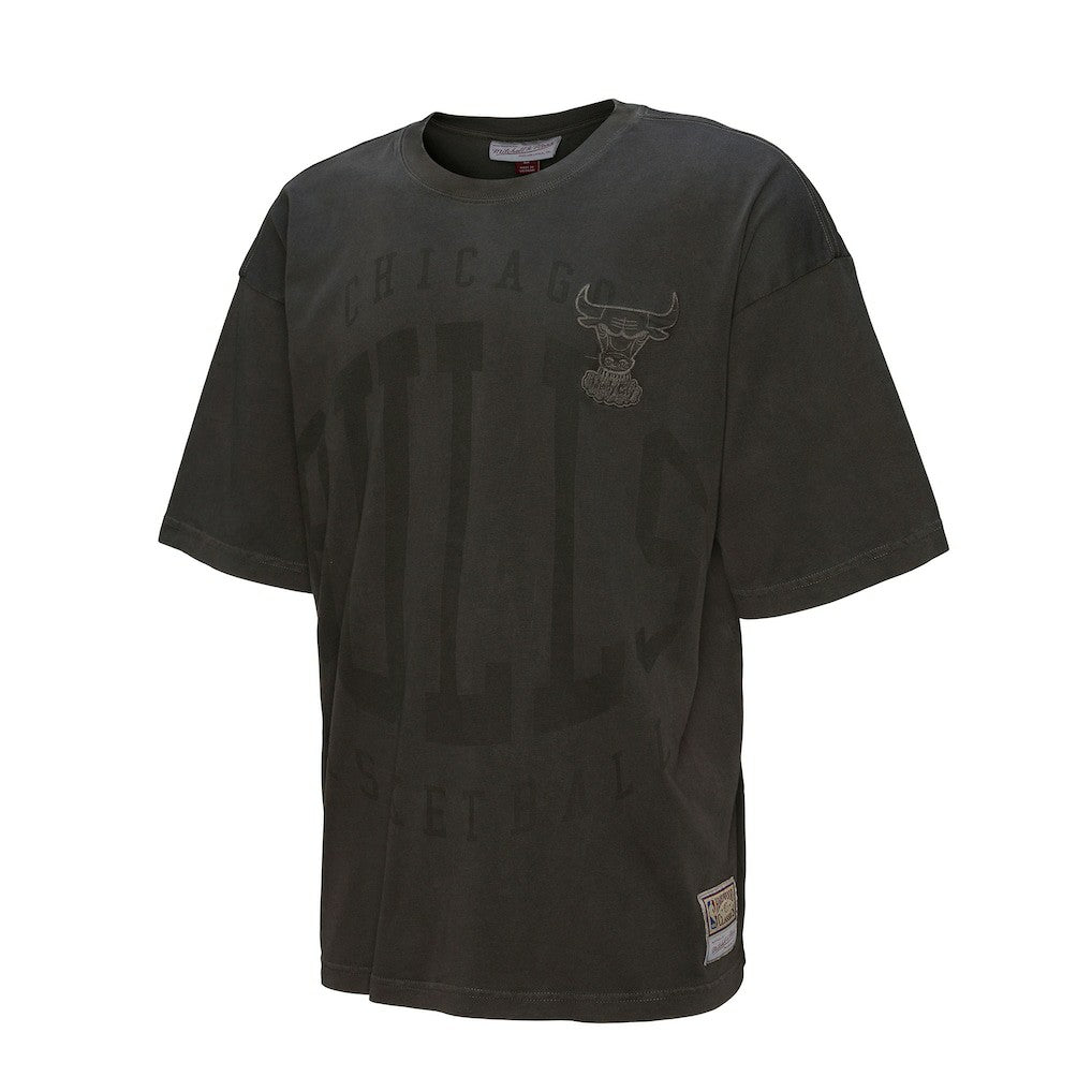 Chicago Bulls Downtown Collection Premium T-Shirt Black | Mitchell & Ness outlet