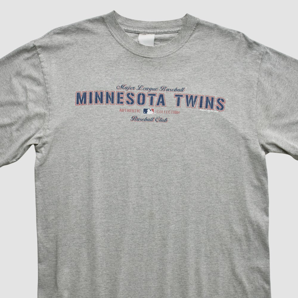 Minnesota Twins Majestic 2002 T-Shirt - Heather Gray - Vintage - Fanatics Discount