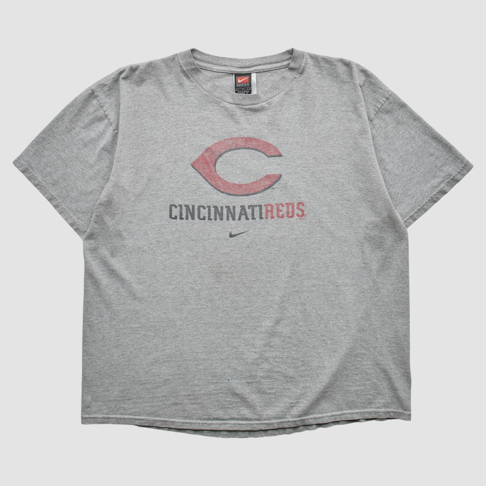 Cincinnati Reds Nike 2000s T-shirt - Heather Gray - Vintage - Nike on Sale