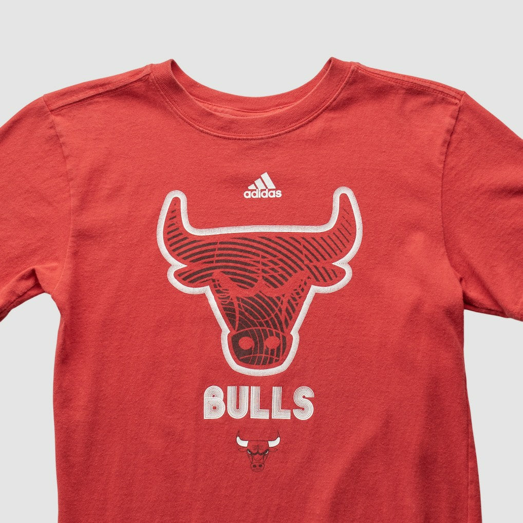 Chicago Bulls 2010s T-shirt for sale Red Vintage | Adidas Lifestyle