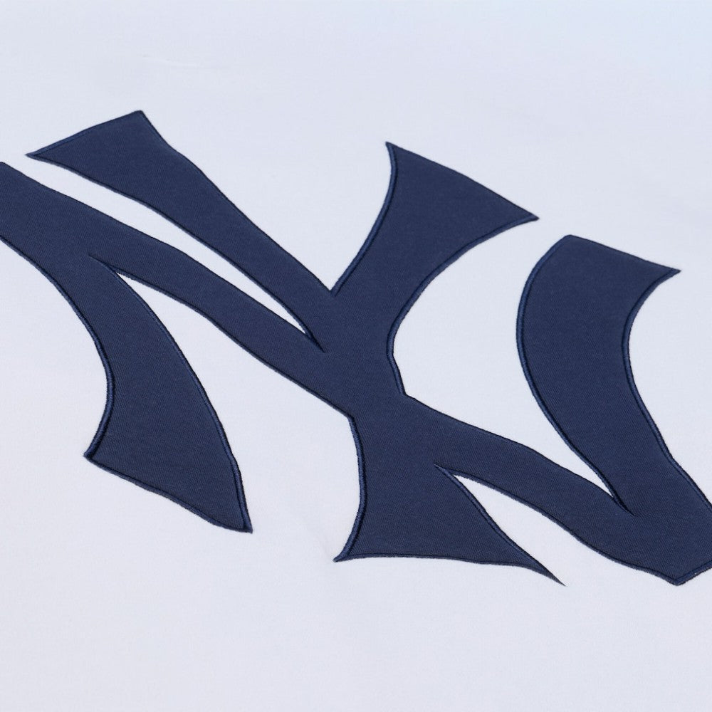 New York Yankees Mitchell & Ness Arctic Fleece Sweatshirt - White - Mitchell & Ness Online