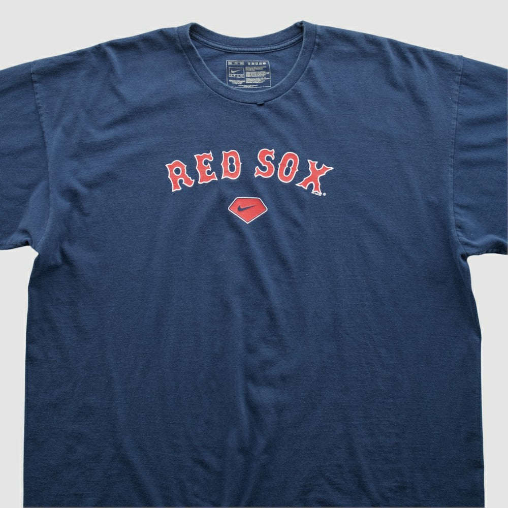 Boston Red Sox Nike 2000s T-shirt - Navy - 2XVintage - Nike Sale