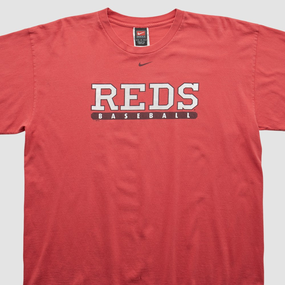 Cincinnati Reds Nike 2000s T-shirt - Red - XVintage - Nike Sale