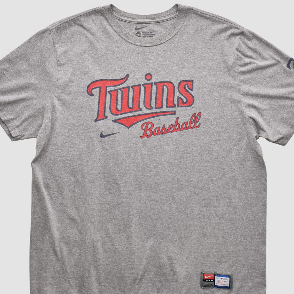Minnesota Twins Nike 2010s T-shirt - Heather Gray - XVintage - Nike Sale