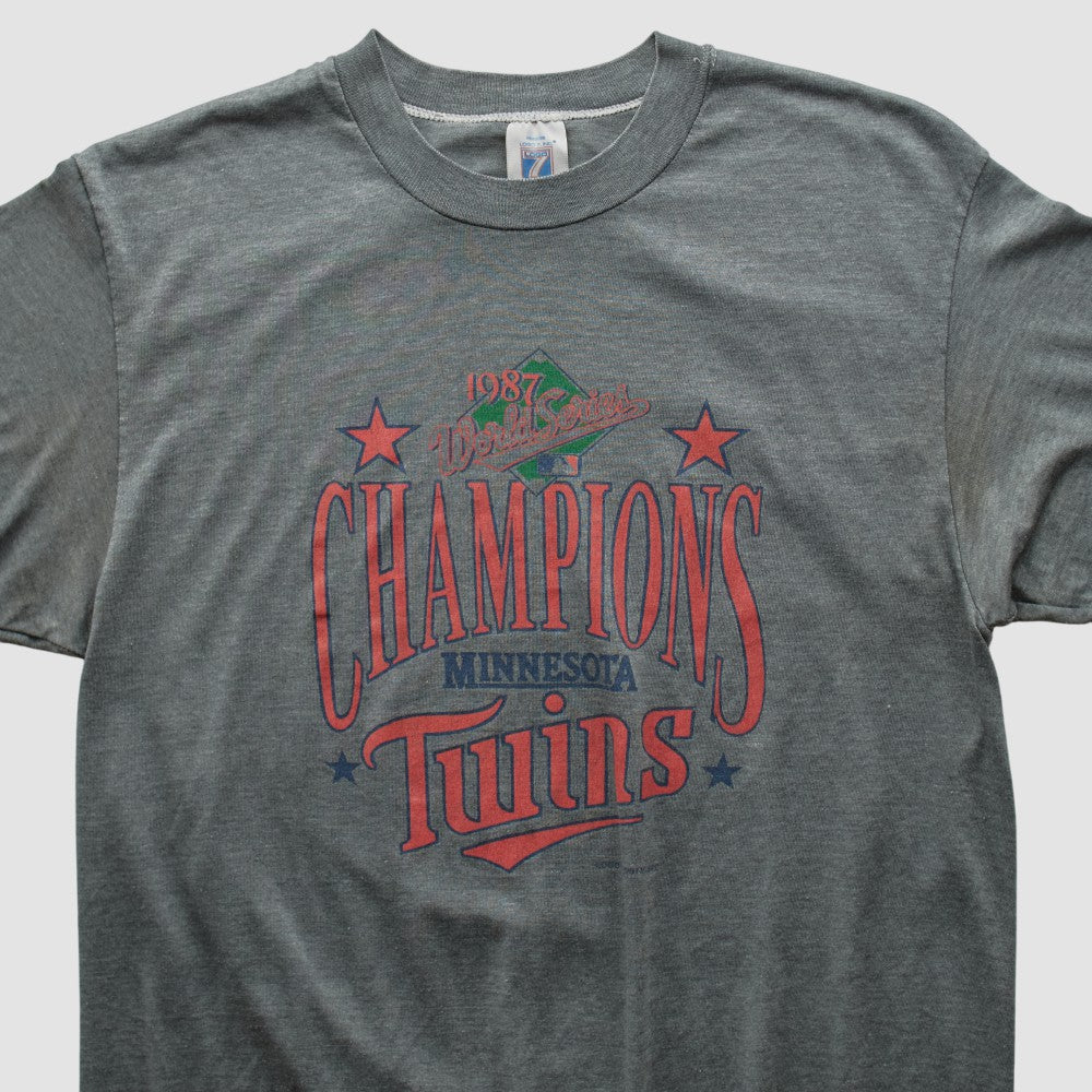 Minnesota Twins Logo 7 1987 T-shirt - Dark Heather Gray - Vintage - Fanatics Discount