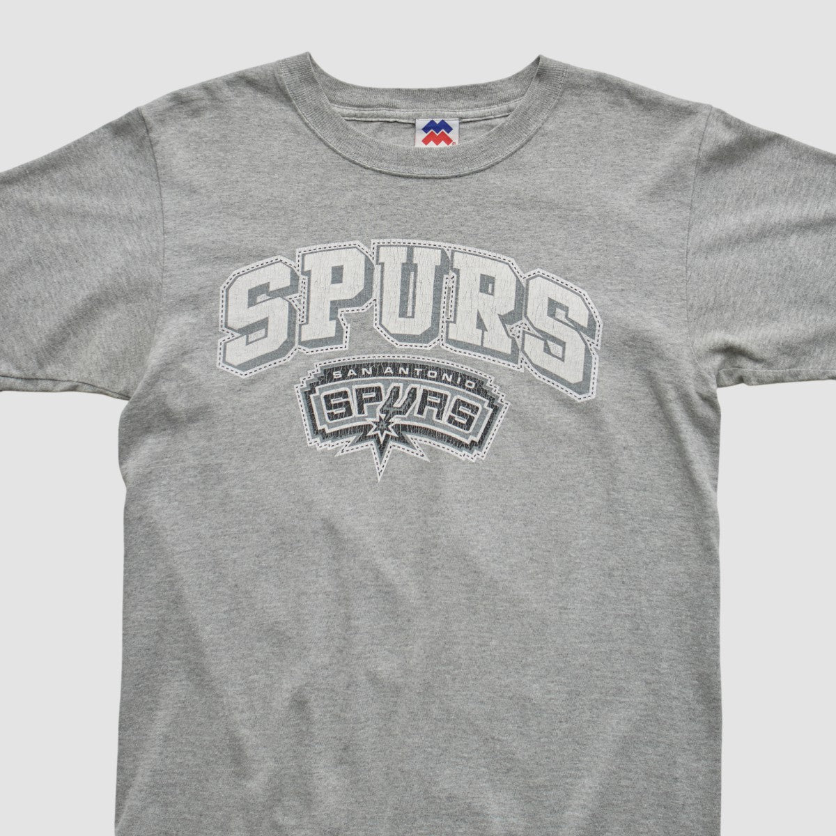 San Antonio Spurs Majestic 2000s T-shirt Heather Gray Vintage | Vintage discount