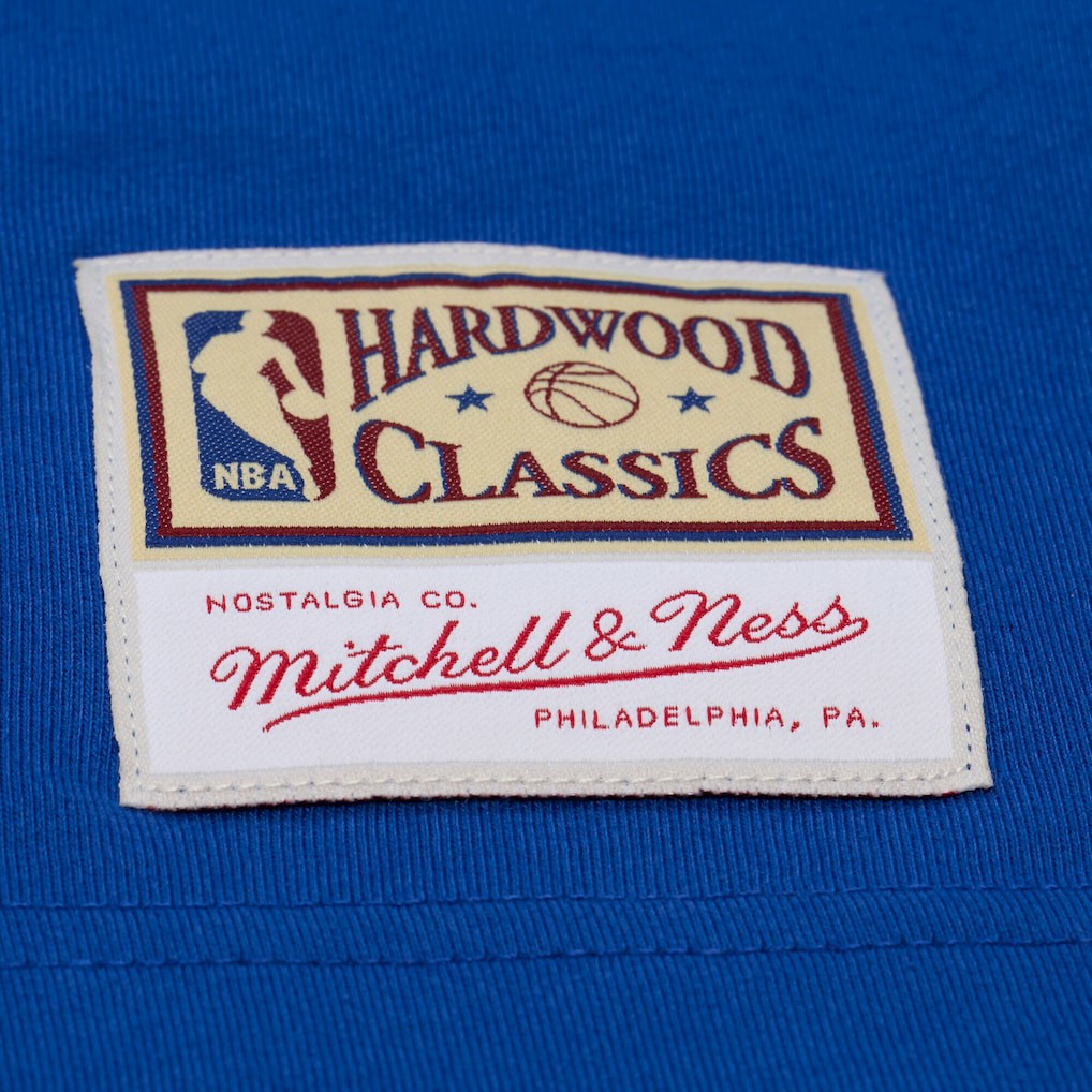 New York Knicks Head Coach T-Shirt Blue | Mitchell & Ness outlet