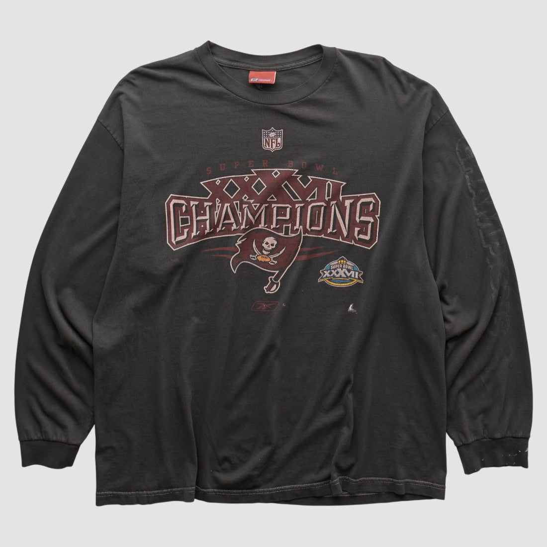 Fanatics Tampa Bay Buccaneers Reebok 2003 Long Sleeve T-shirt Black Vintage