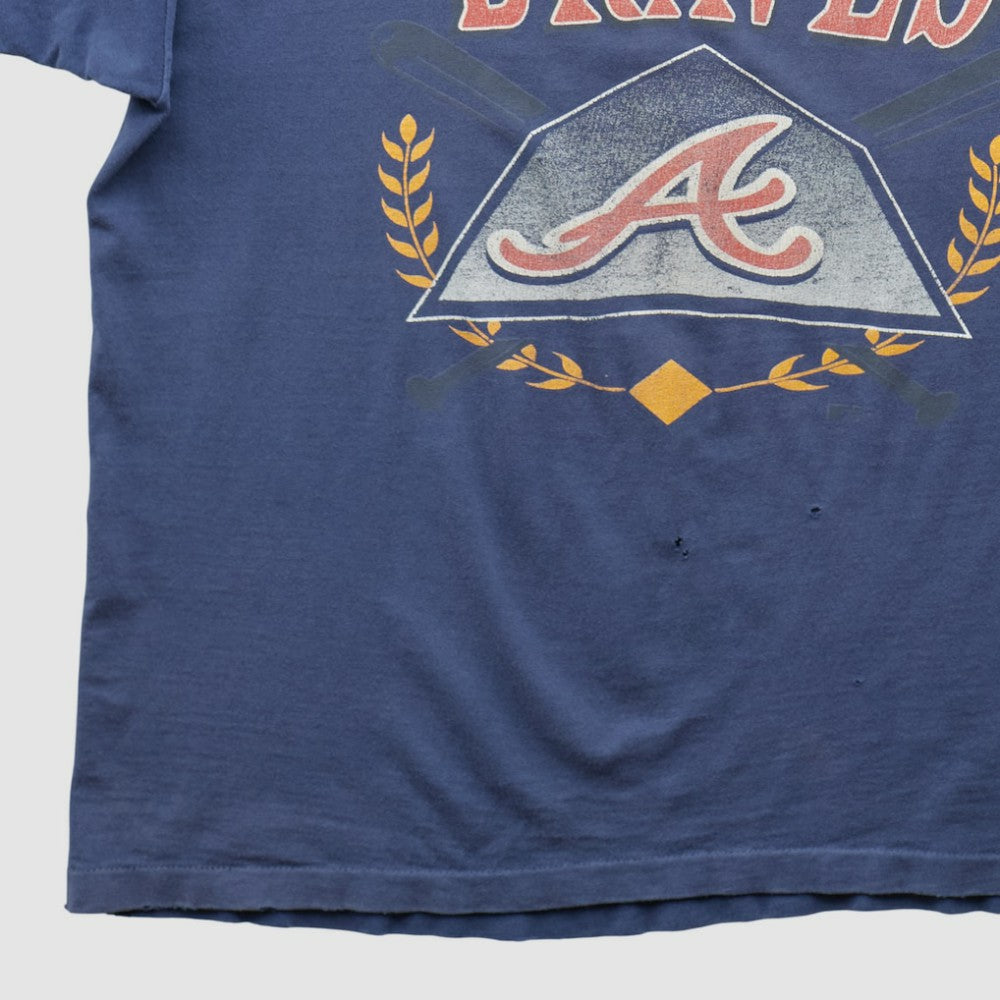 Atlanta Braves Hanes 90s T-shirt - Navy - Vintage - Fanatics on Sale