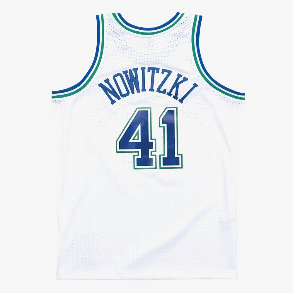 Dirk Nowitzki Dallas Mavericks 1998-99 Hardwood Classics Swingman Jersey for sale White | Mitchell & Ness