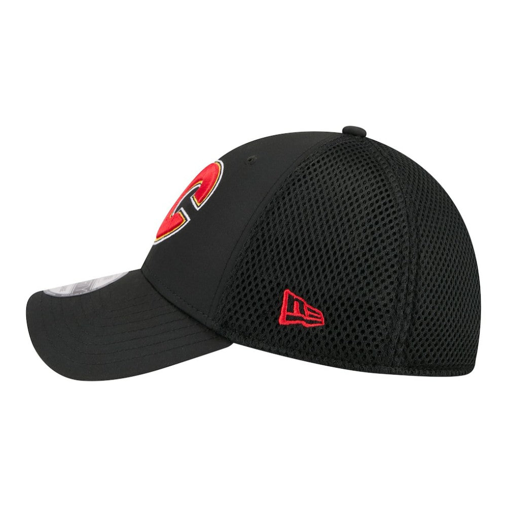 Calgary Flames New Era Logo 39THIRTY Flex Hat - Black - NHL 203785930