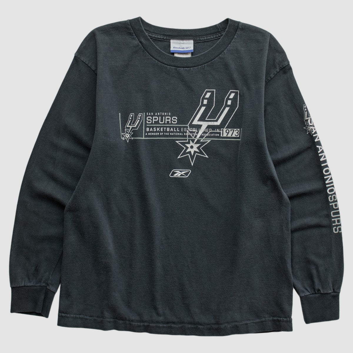 San Antonio Spurs Reebok 2000s Long Sleeve T-shirt Black Vintage | Vintage discount