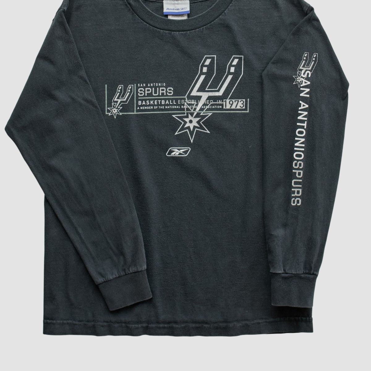 San Antonio Spurs Reebok 2000s Long Sleeve T-shirt Black Vintage | Vintage discount