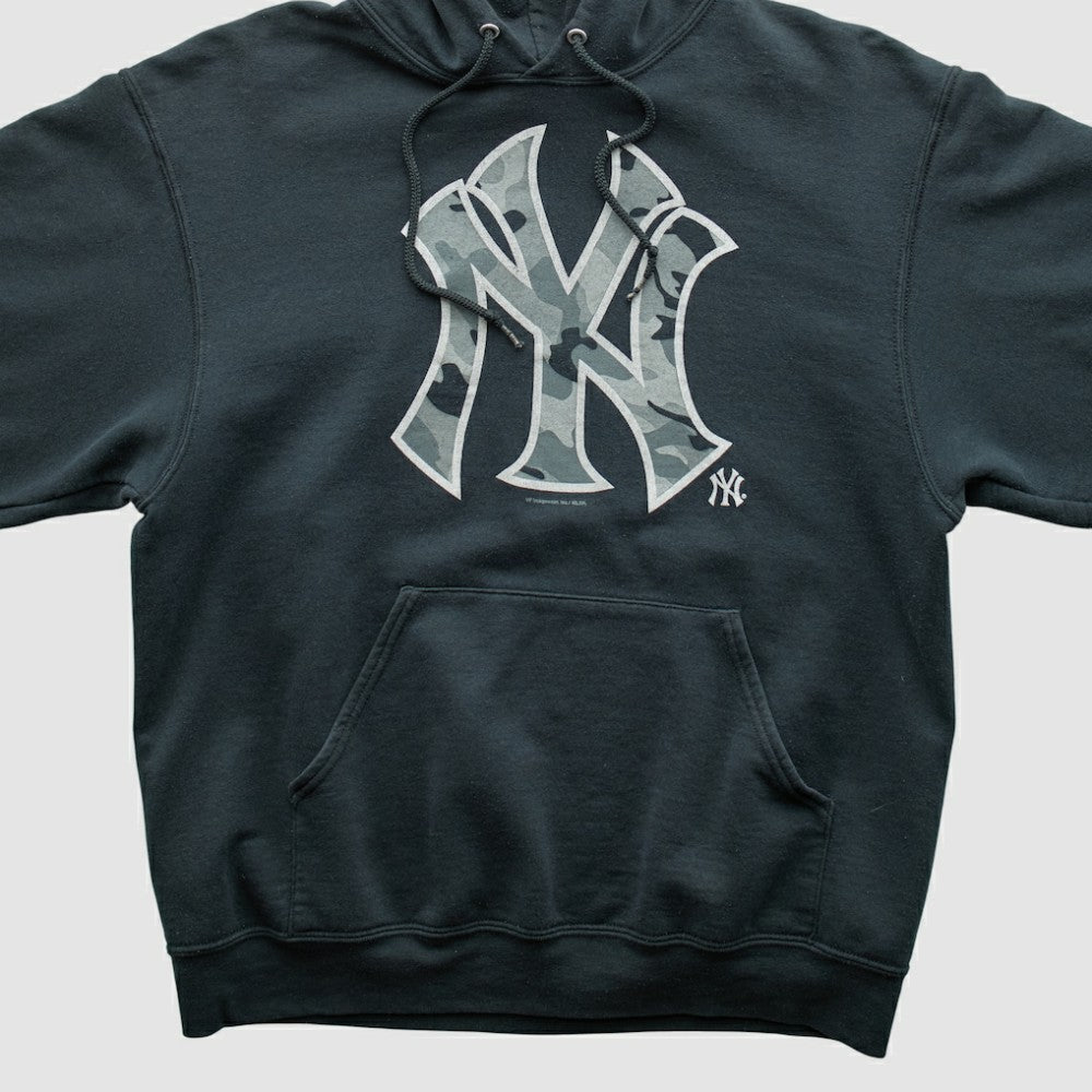New York Yankees Genuine Merchandise 2010s Hooded Pullover Sweatshirt - Black - XVintage - Fanatics Sale