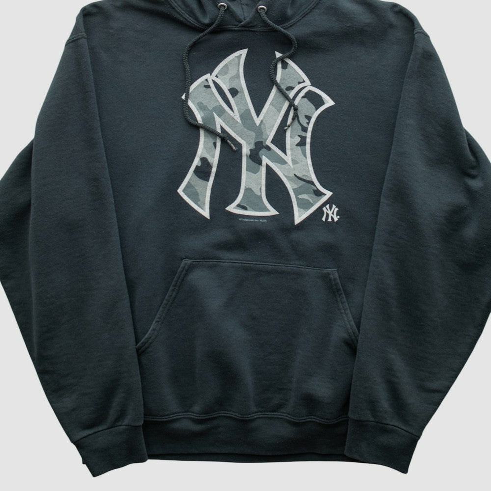 New York Yankees Genuine Merchandise 2010s Hooded Pullover Sweatshirt - Black - XVintage - Fanatics Sale